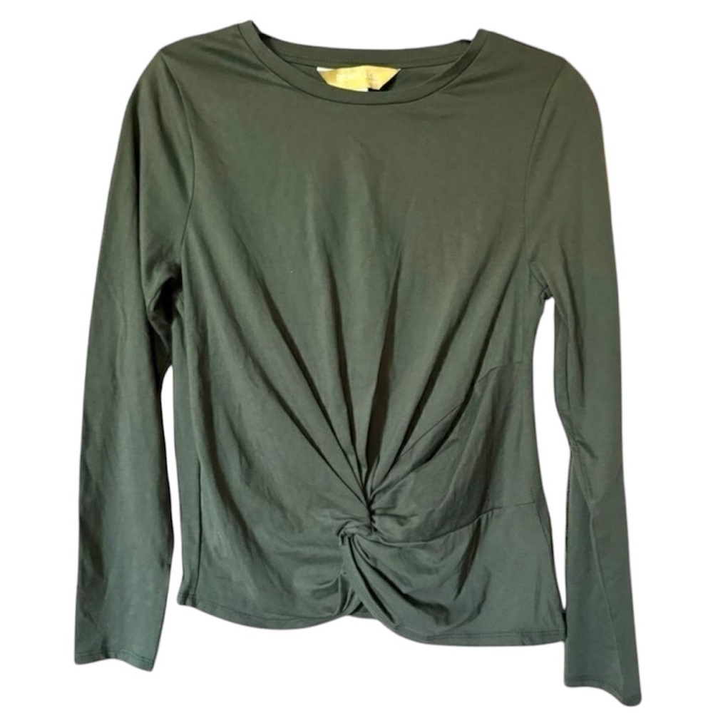 🔵 5 for $25 ROEBECK & CO women’s army green long sleeve knot top